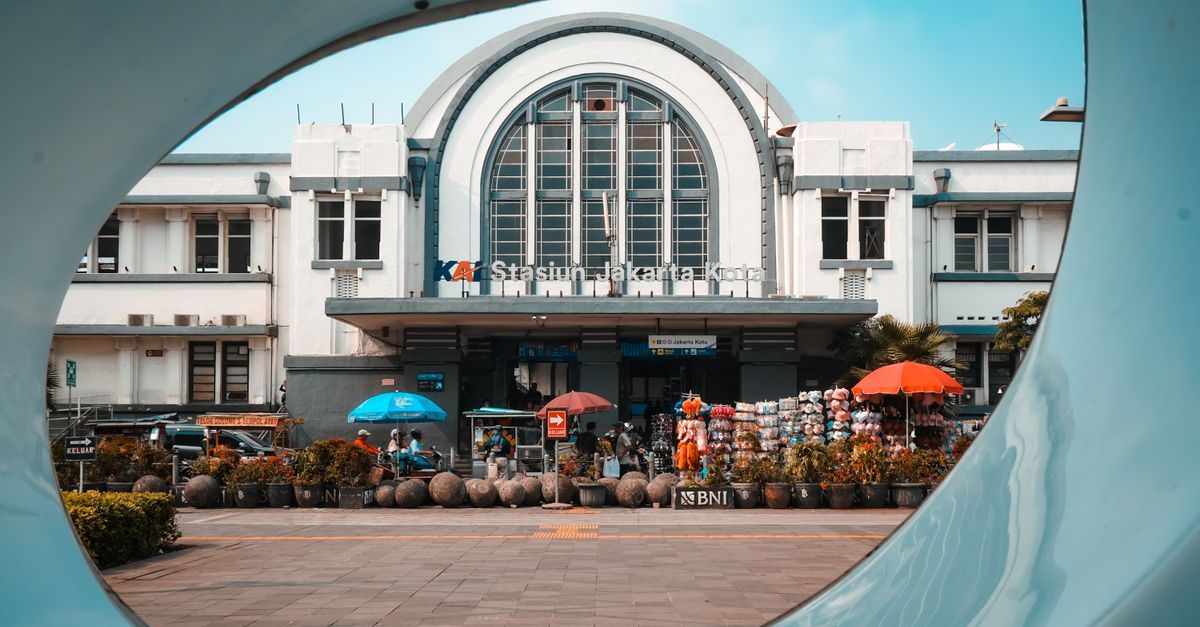 Sewa mobil pariwisata Semarang untuk perjalanan yang nyaman dan fleksibel