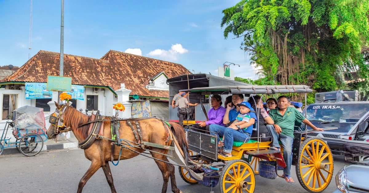 Sewa Mobil Keluarga Semarang