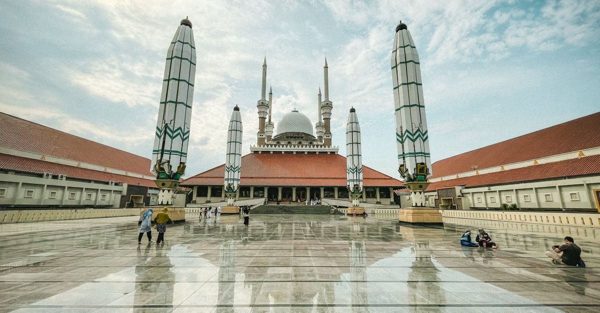 Sewa mobil rombongan Semarang