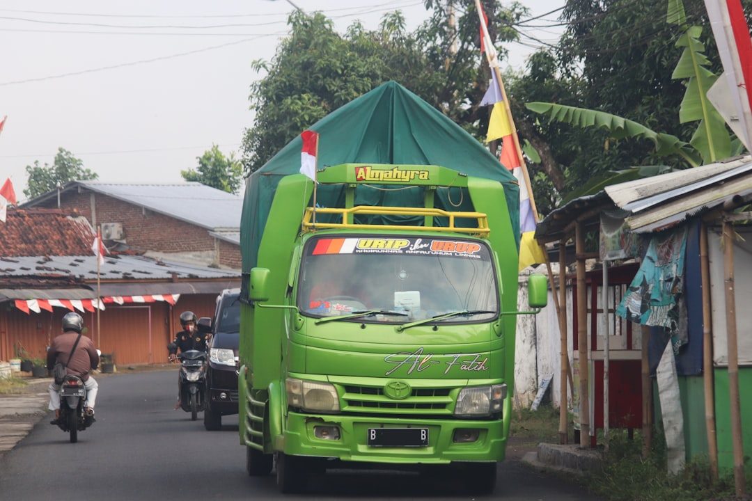Sewa Mobil Semarang dengan Proses Pemesanan yang Mudah
